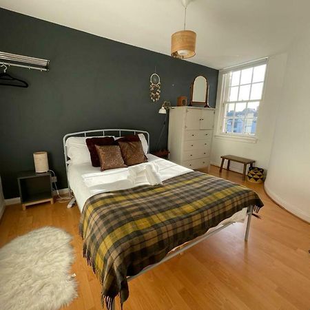 Charming 3 Bedroom Apartment In The Heart Of Vibrant Old Town EDI Buitenkant foto